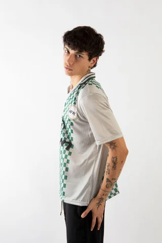 84421 - REMERA TIPO FUTBOL C/CUELLO - Vista 2