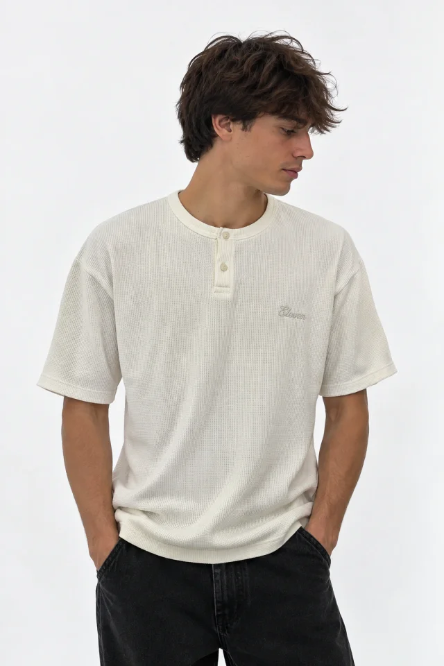 85446 - REMERA CON BOTONES PANAL