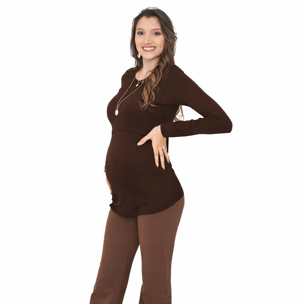 REMERA SUPER ELASTIZADA CON DETALLE EN CUELLO Y APERTURA DELANTERA PARA AMAMANTAR