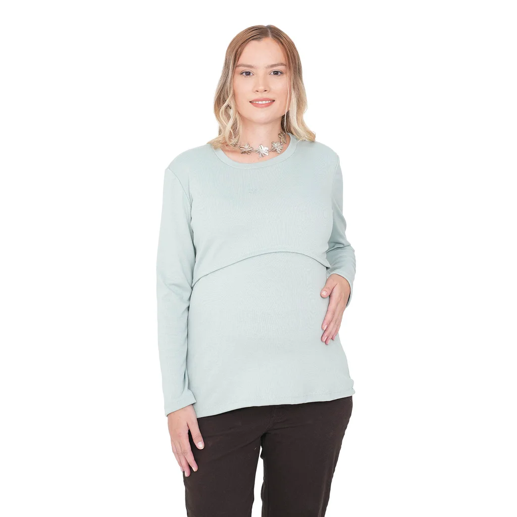 REMERA ELASTIZADA CON SOBRE DELANTERO PARA AMAMANTAR. ESPALDA ENTALLADA