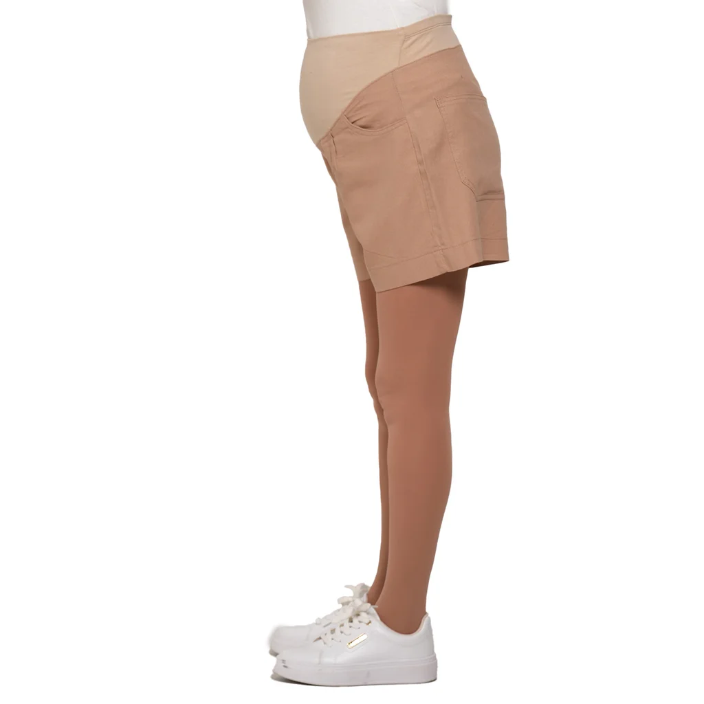 SHORT LINO CON PINZAS Y FAJA ELASTIZADA EN PANZA
