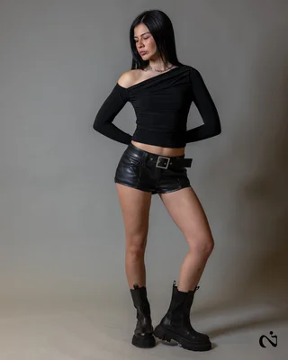 REMERA ANUBIS - Vista 1