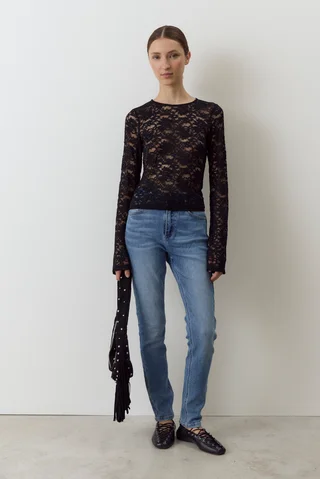 Remera Uchis - Vista 2