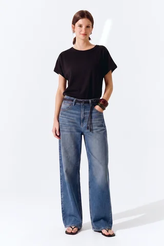 Remera Bullock - Vista 2