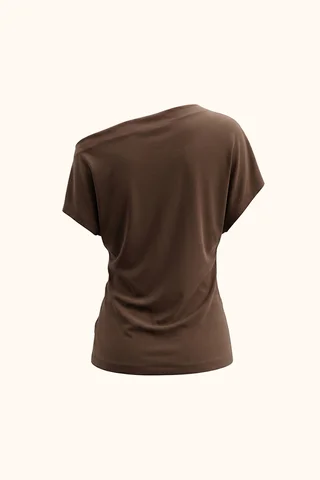 Remera Theron - Vista 3