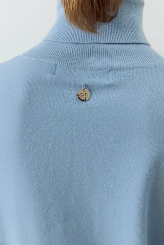 Polera Troye - Vista 5