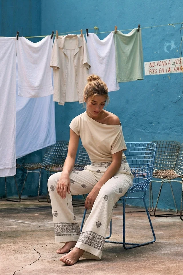 Remera Theron