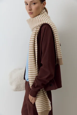 Buzo Billie - Vista 3