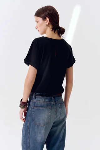 Remera Bullock - Vista 3