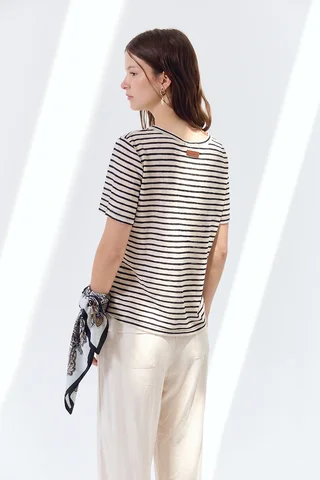 Remera Amy - Vista 4