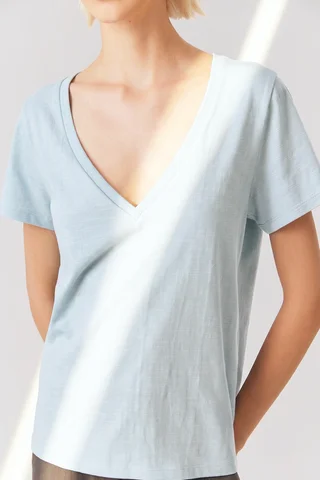 Remera Adrien - Vista 2