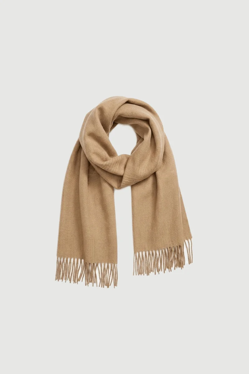 Pashmina Levine