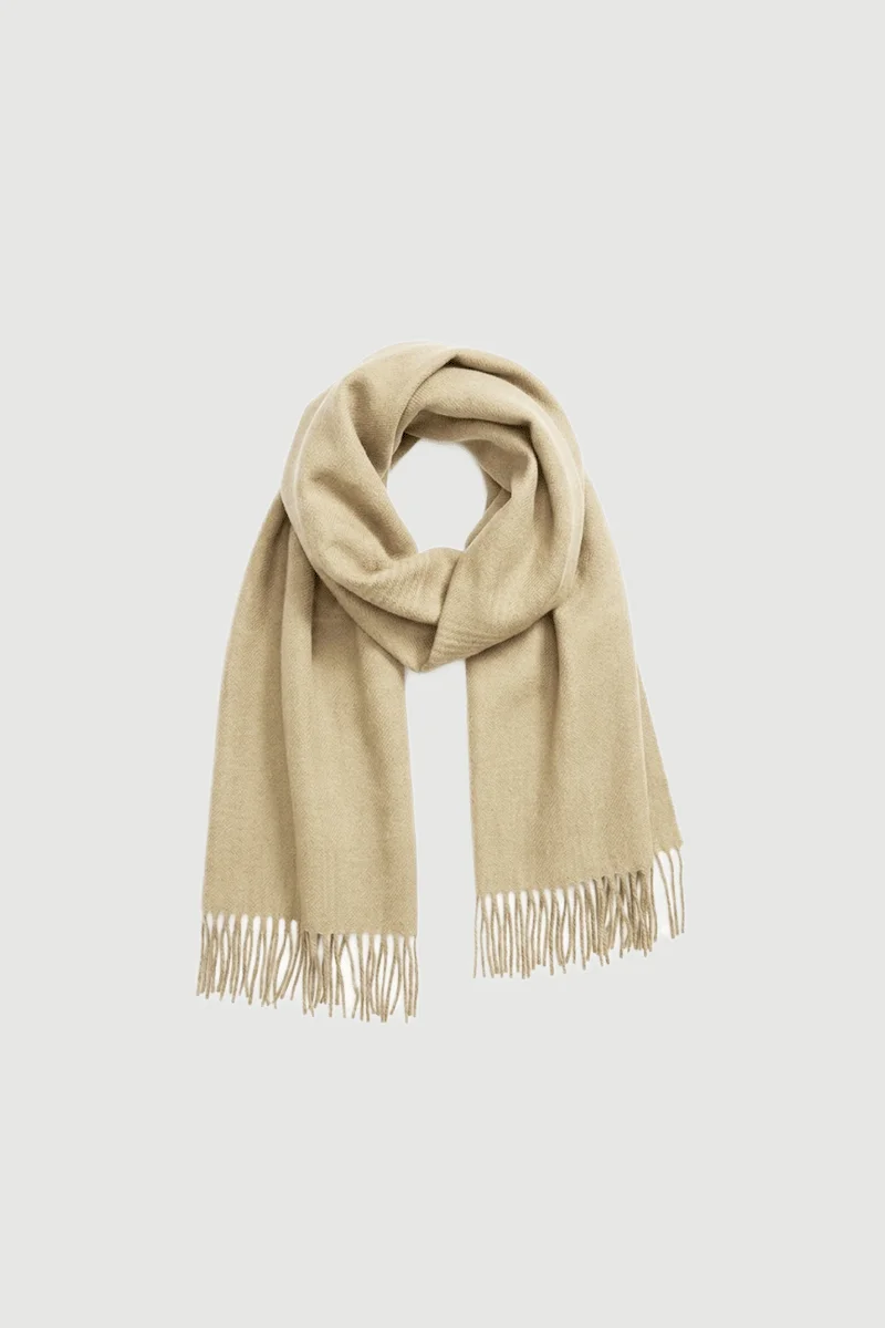 Pashmina Levine