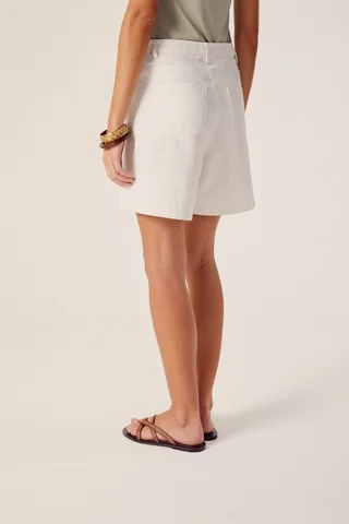 Short Strelitzia - Vista 4