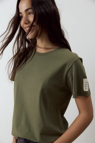 Remera Jordin - Vista 3