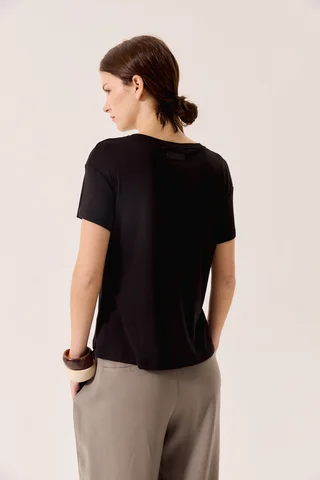 Remera Abedul - Vista 3