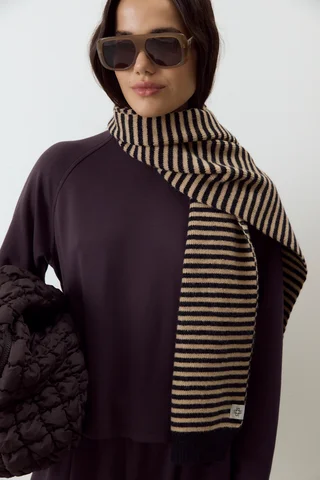 Pashmina Goulding - Vista 1