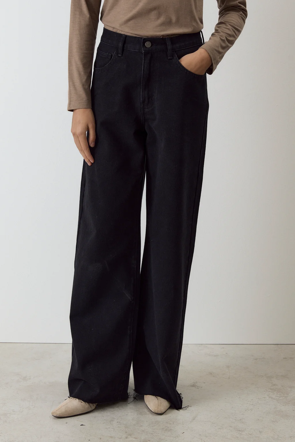 Wide Leg Buckley