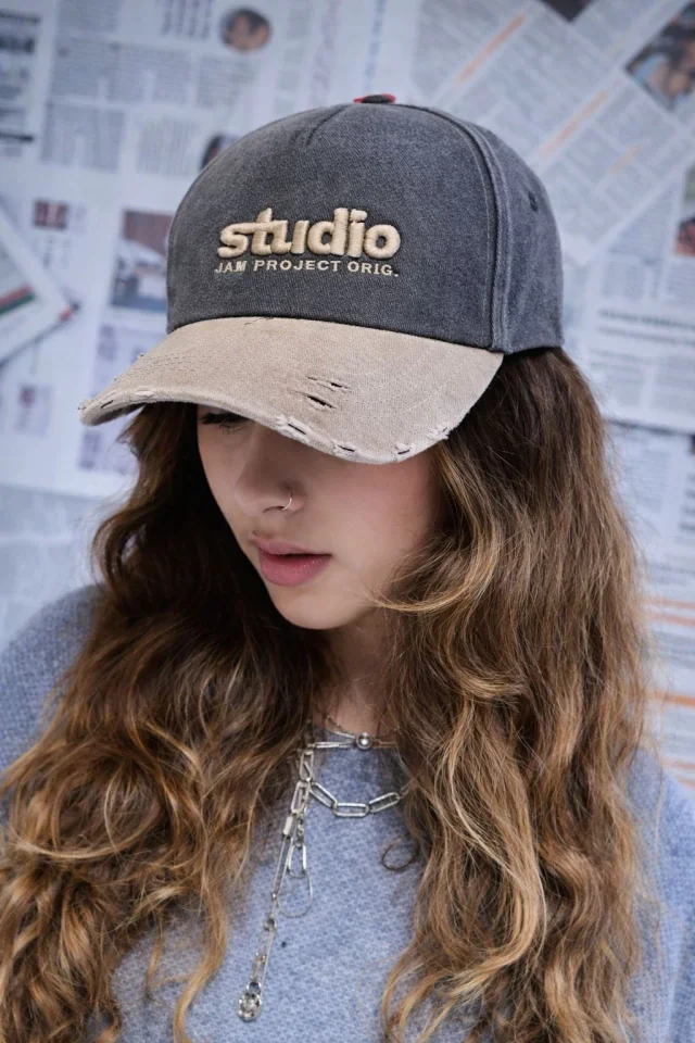 7035 - GORRO VISERA STUDIO