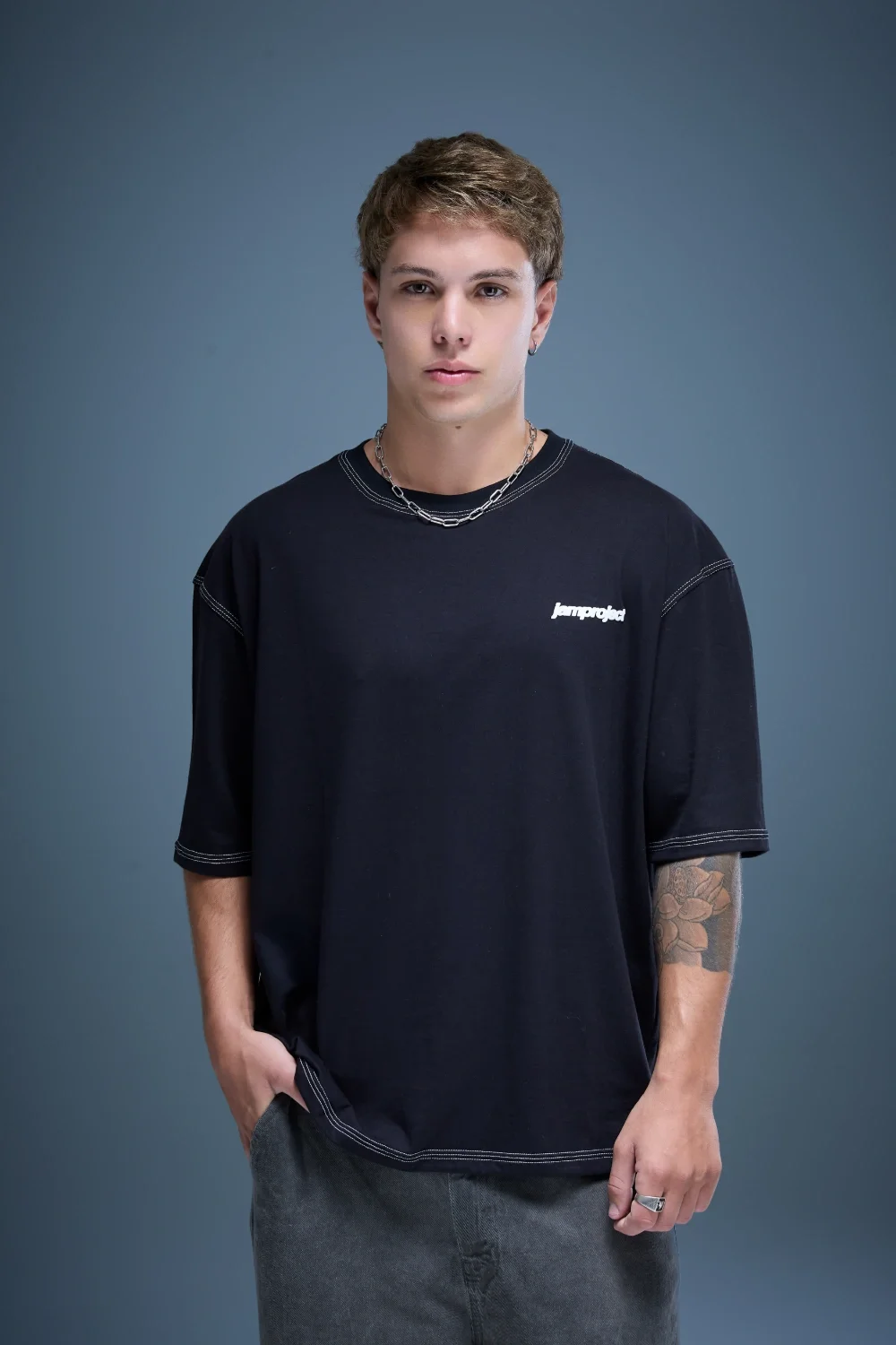 60447 - REMERA 24/1 OVER LOGO JAM