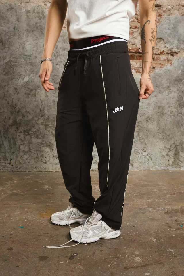 60716 - JOGGER NEGRO CON VIVOS