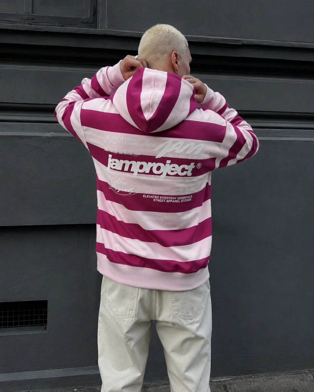 61900 - CANGURO RAYADO ESTAMPADO