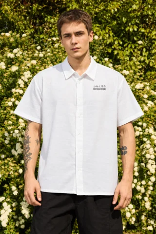 60607 - CAMISA ESTAMPADA MNG CORTA - Vista 4