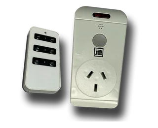 ENCHUFE CON CONTROL REMOTO JA-ER01 - Vista 2