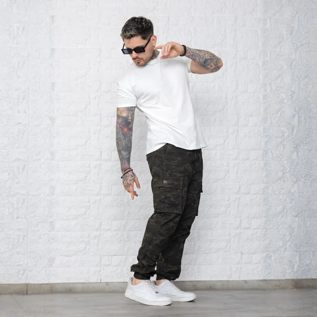 PES0624 - P. Jogger Camuflado Cargo Talle Especial