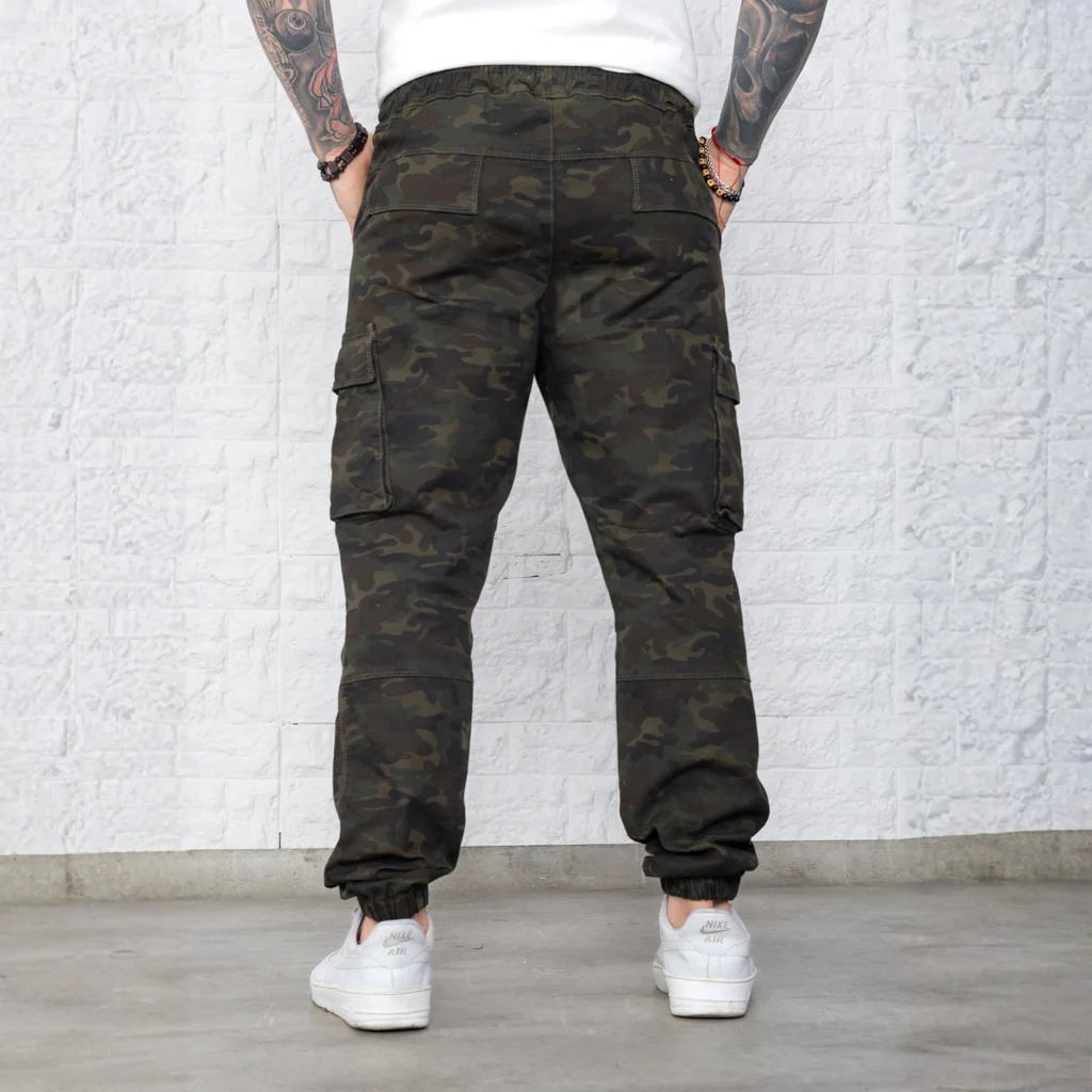 PES0624 - P. Jogger Camuflado Cargo Talle Especial
