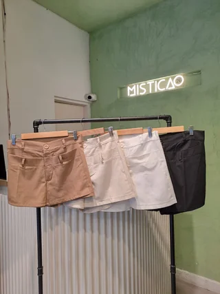 Short pollera LINSAY - Vista 4