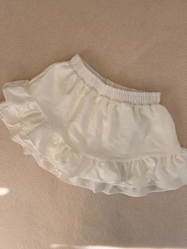 SHORT POLLERA GRETA