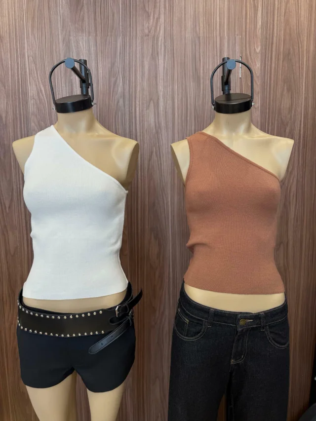 MUSCULOSA CLARA
