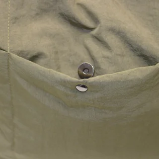 #271052MG - Tote bag puffer con boton verde - Vista 2