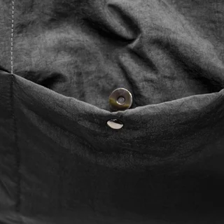 #271052bk - Tote bag puffer con boton negro - Vista 2