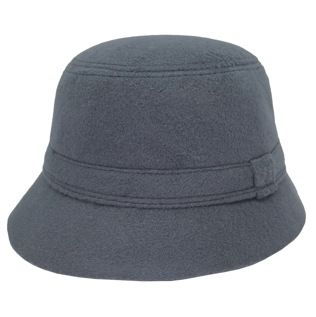 #26-482-2 - Sombrero de invierno