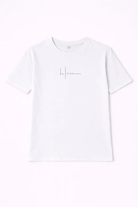 Remera manga corta teen con estampa delicada en frente ¨balance¨