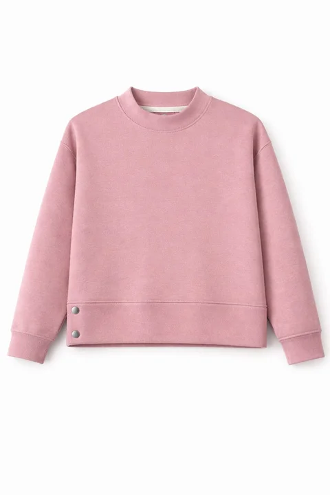 Buzo de niña de darlon liso con cintura alta y botones plata