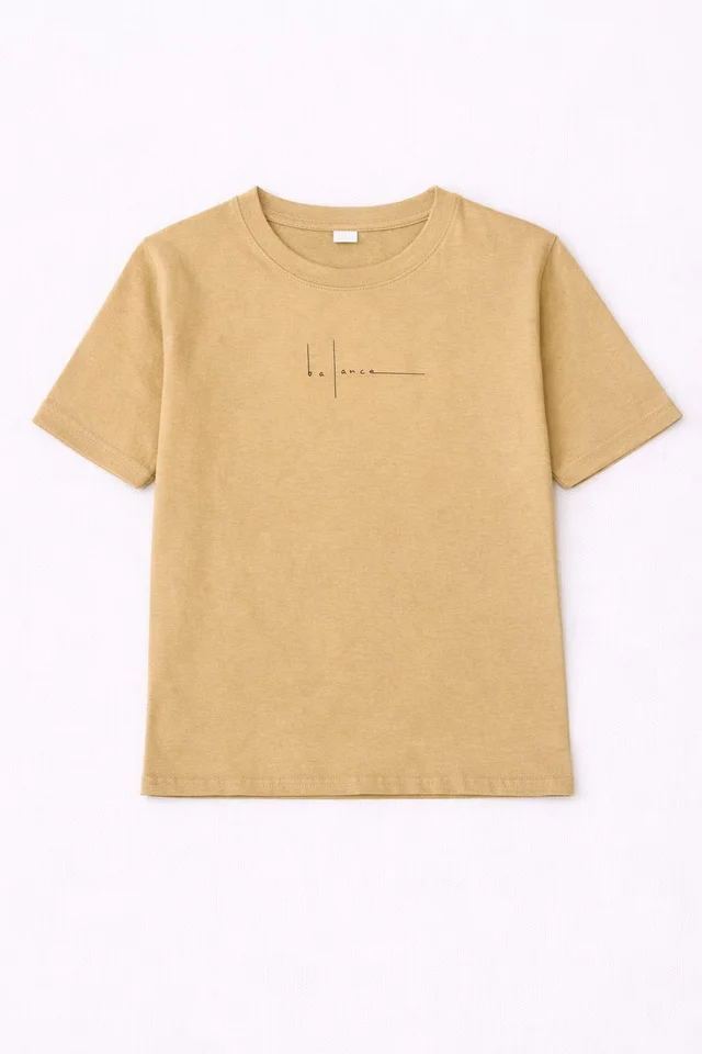 Remera manga corta teen con estampa delicada en frente ¨balance¨