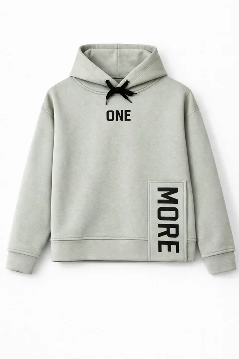 Buzo de friza teen con capucha y apertura con estampa ¨one more¨