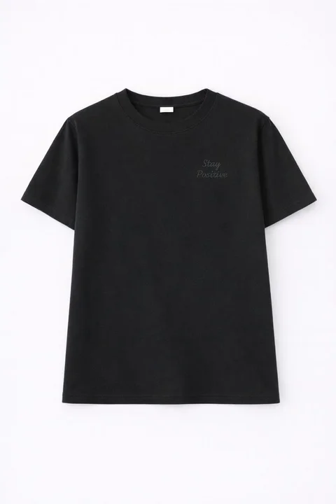 Remera de teen varon manga corta lisa con bordado  al tono