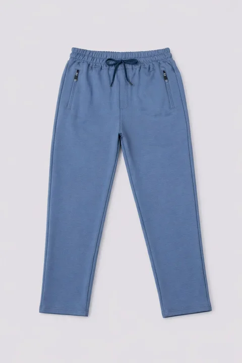 Pantalón de niño rustico liso recto con cierres con tirantes