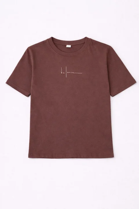 Remera manga corta teen con estampa delicada en frente ¨balance¨