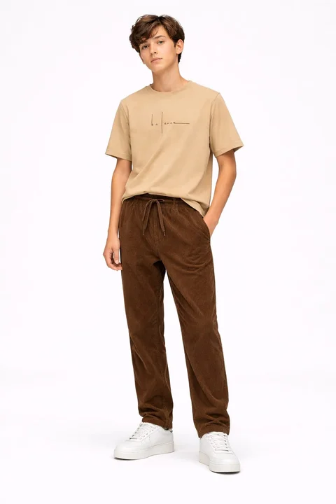 Pantalón de corderoy recto Infantil con cintura elastizada y cordon ajustable