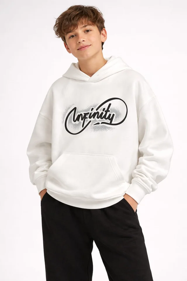 Buzo teen de friza oversize con hombros caidos, con capucha y estampa “infinity”