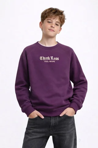 Buzo de teen varon de friza clásico con bordado “Think Less” - Vista 1