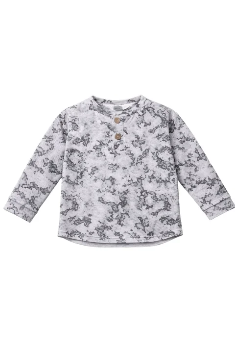 Buzo infantil de friza estampado camuflado con botones de coco