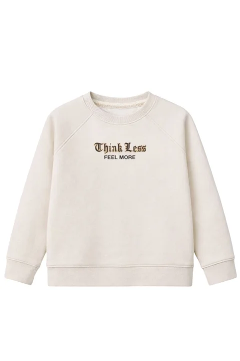 Buzo de teen varon de friza clásico con bordado “Think Less”