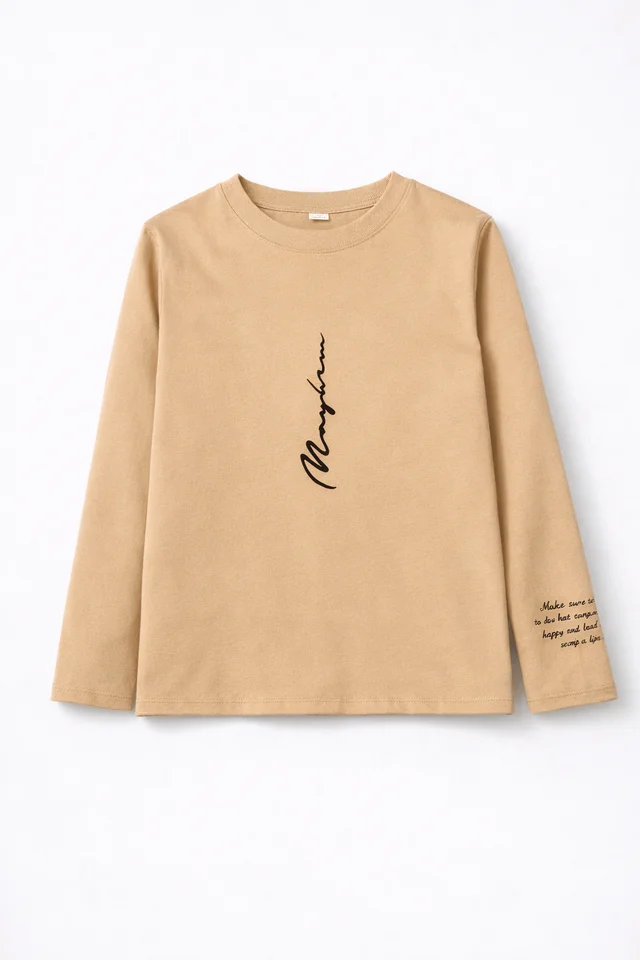 Remera manga larga de varon con estampa en frente y manga