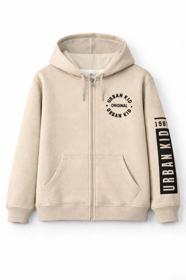 Campera friza lisa de varón con estampa en frente y manga